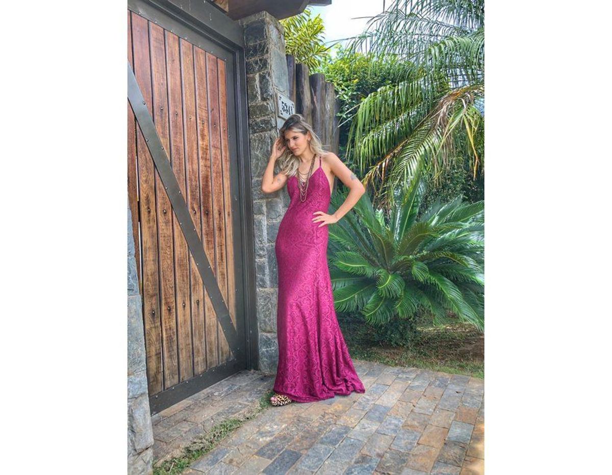 Vestido sales marsala decotado