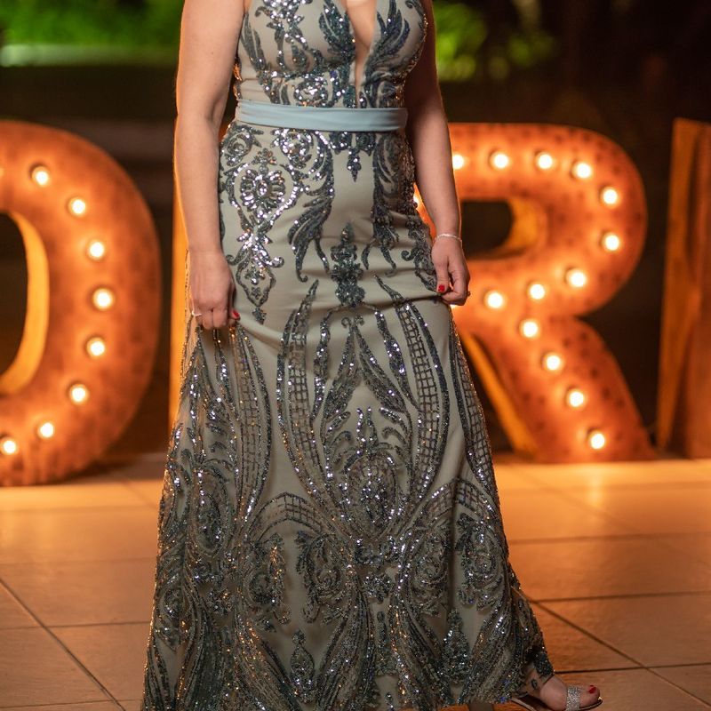 Vestido Longo Festa Todo Bordado com Renda Nas Marca Tribbos,  Veste M/42, Verde Vestido Feminino Tribbos Usado 97660344