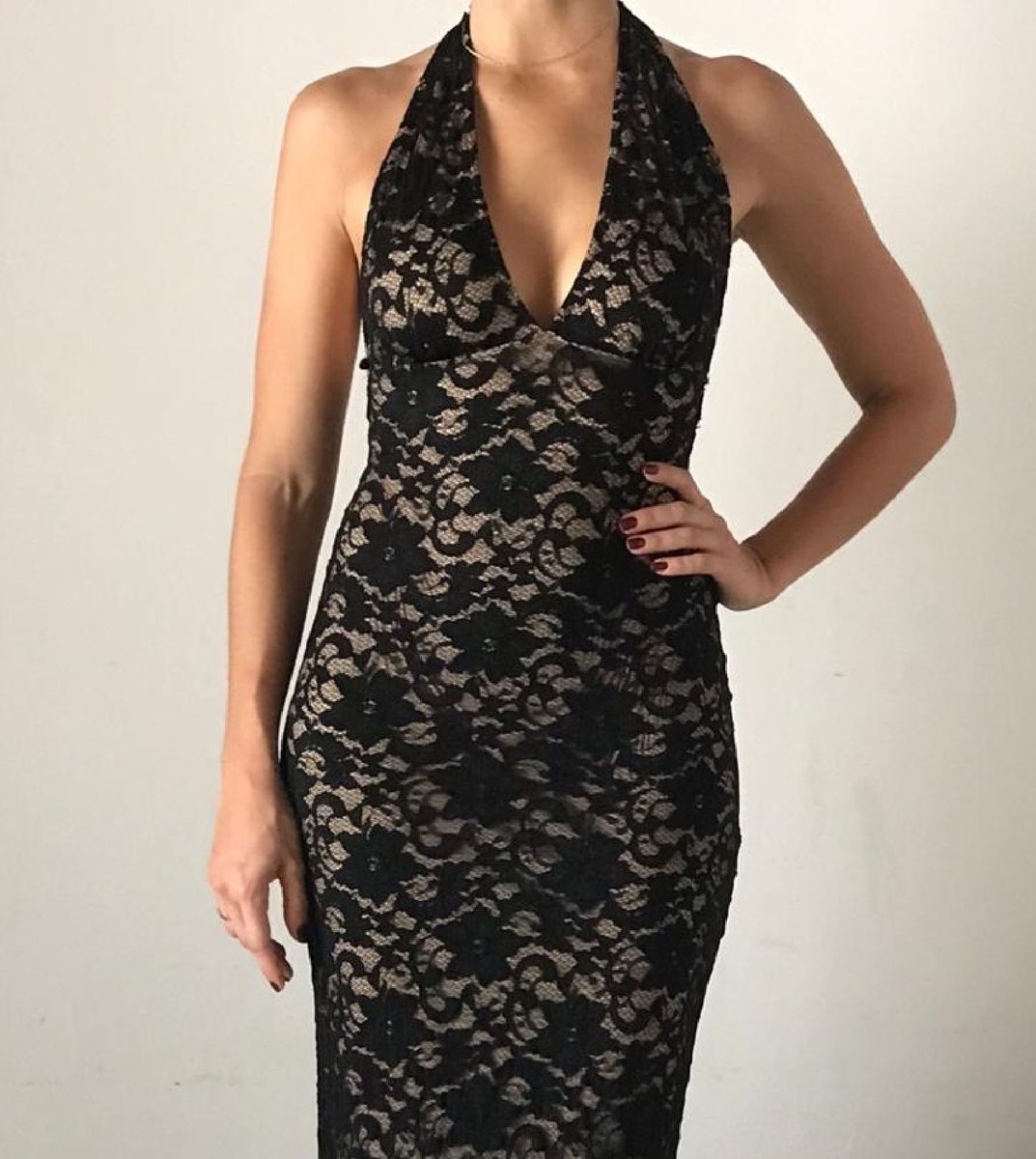 vestido preto frente unica longo
