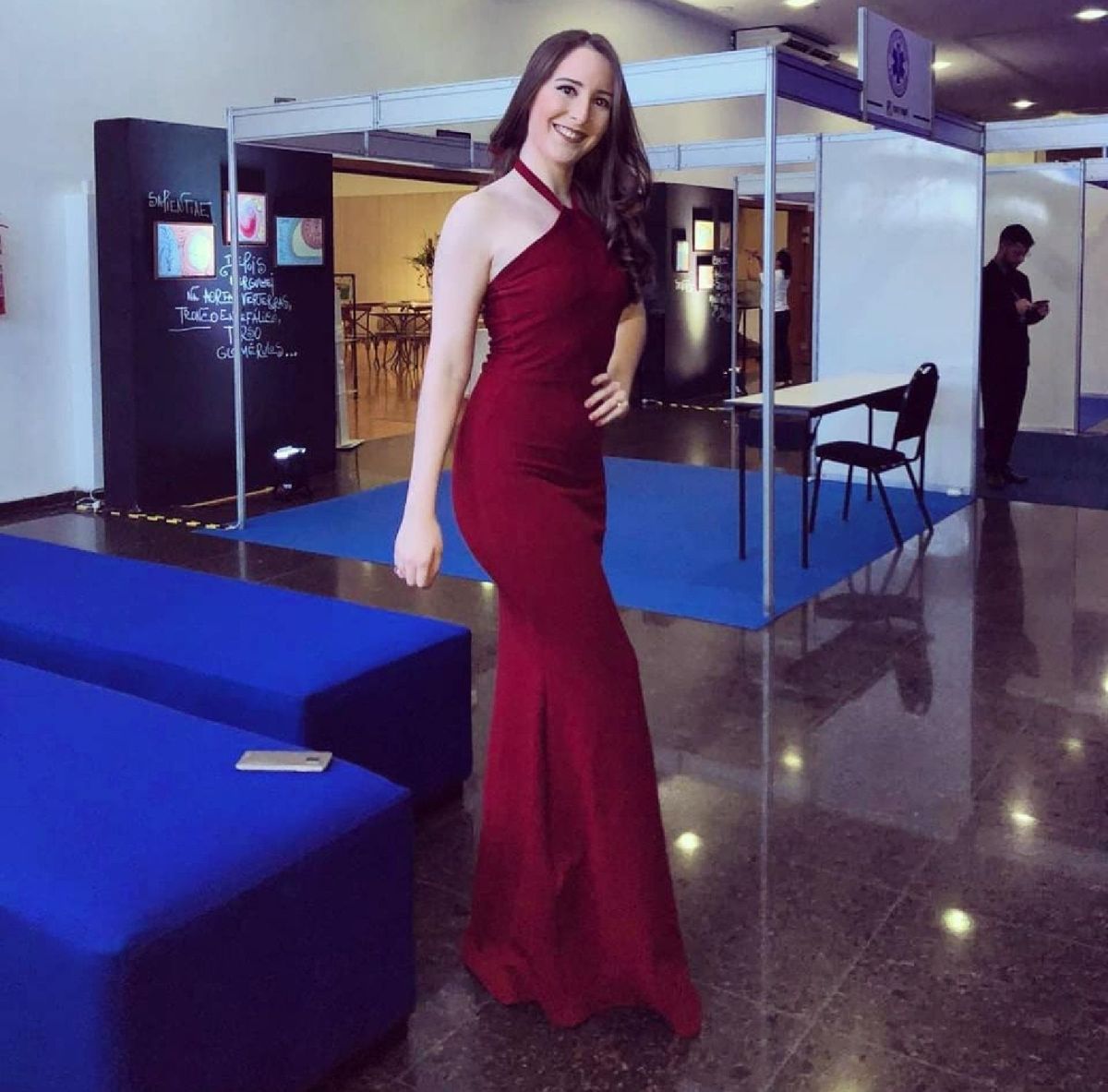 vestido de festa longo vinho