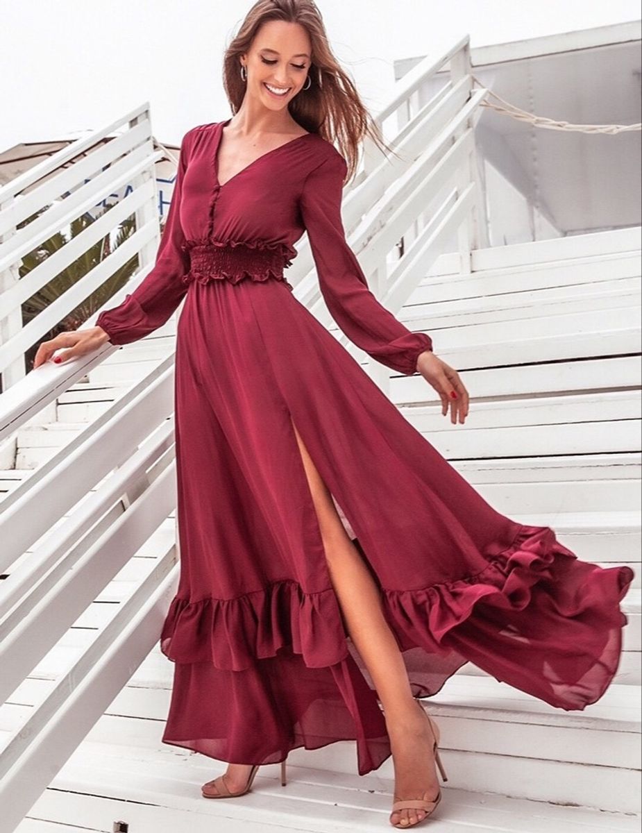 vestido longo com manga marsala