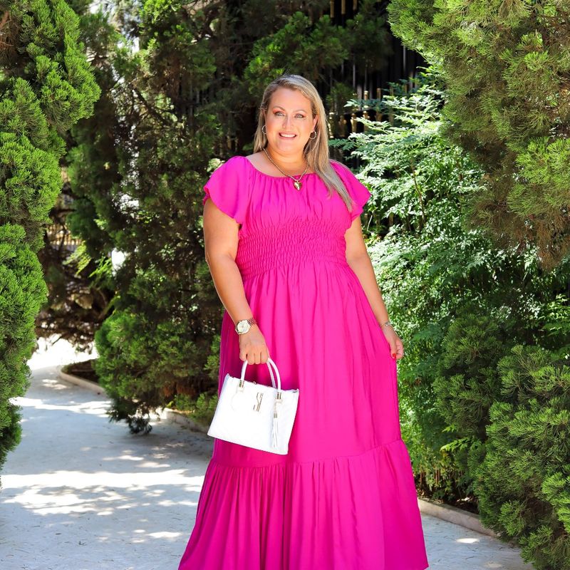 Vestido plus size com clearance babado