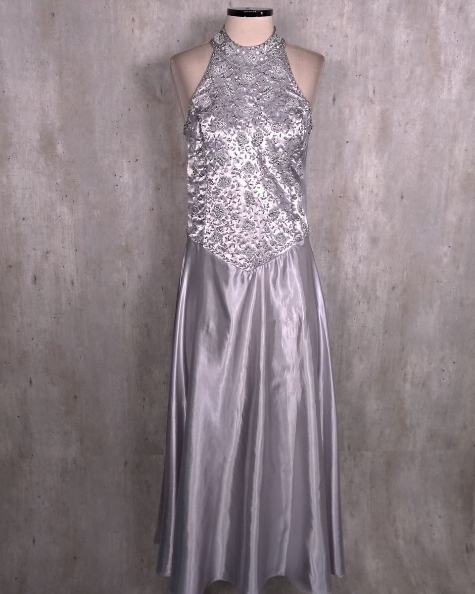 vestido longo prata