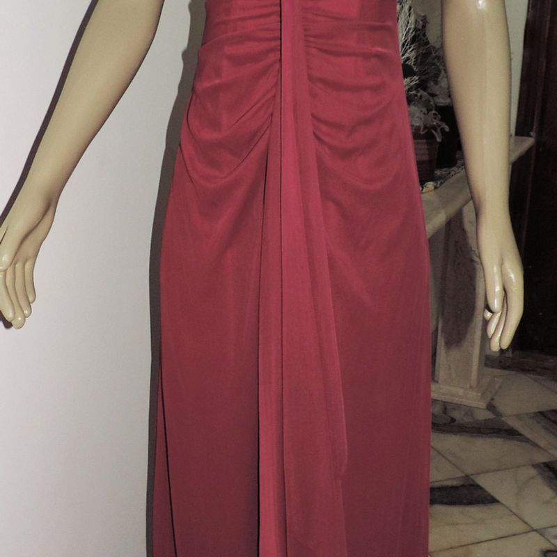 Vestido disfarça barriguinha 1969 Tamanho M Veste 38/40 ( vermelho)