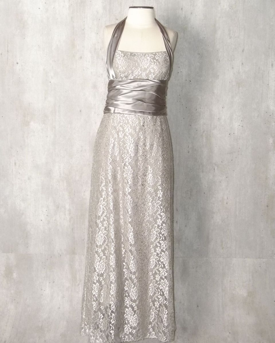 vestido longo bege de renda