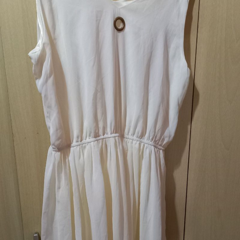 Vestido com best sale tecido fino