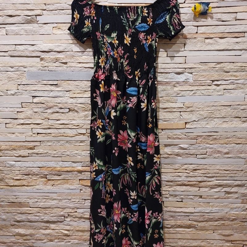 Vestido Longo Verão Preto com Estampa Floral Colorida Manga Curta