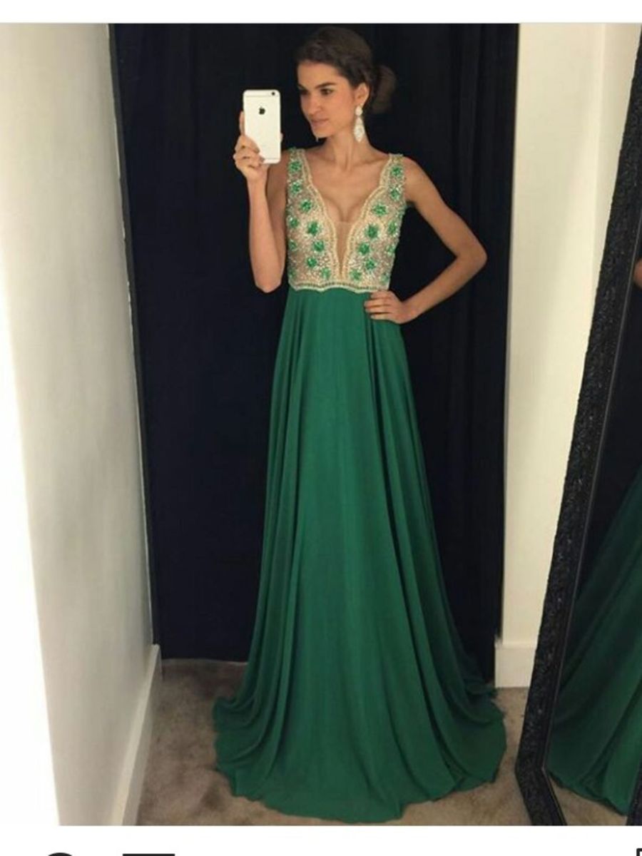 vestido esmeralda verde