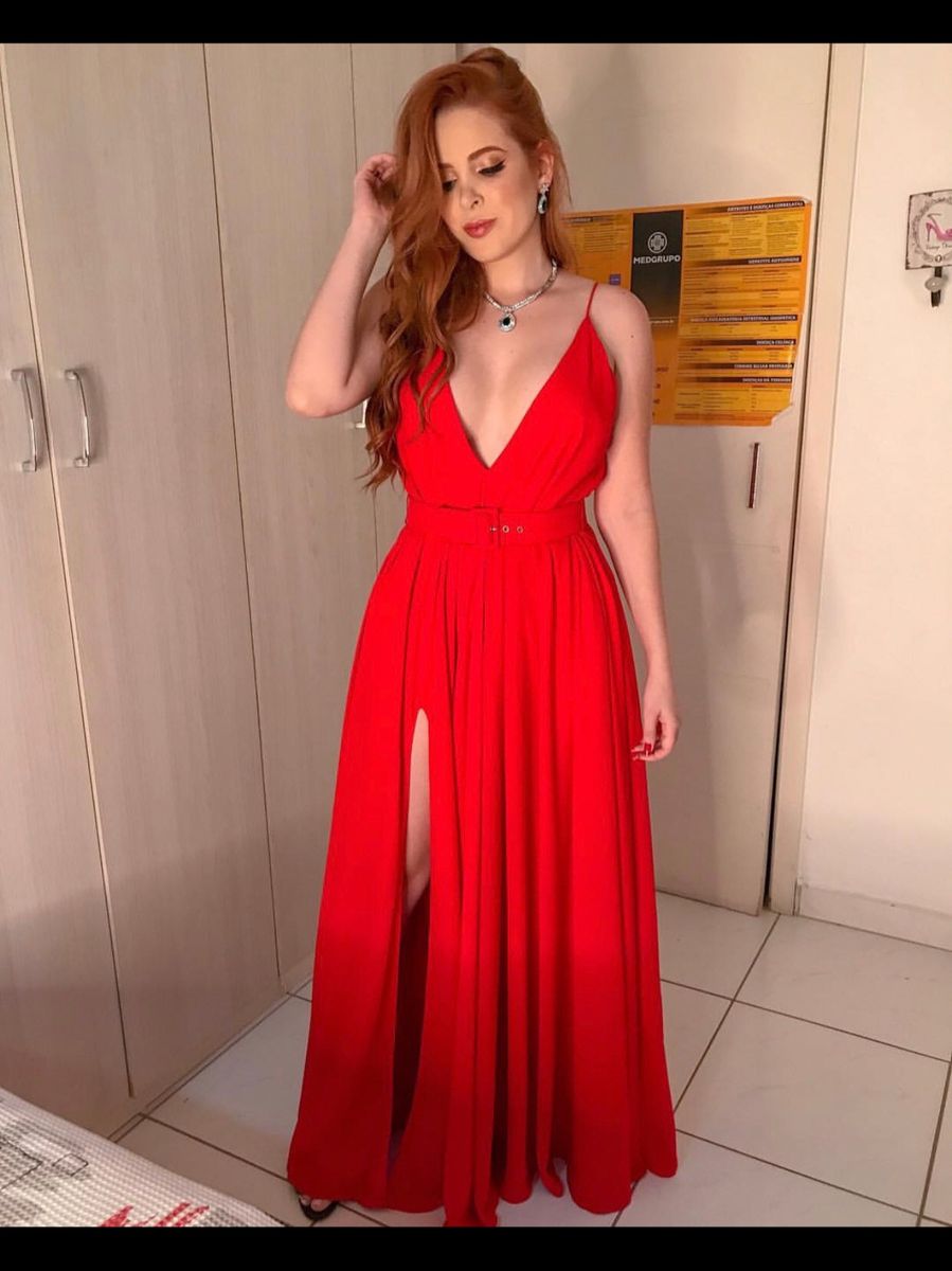 vestido vermelho com cinto