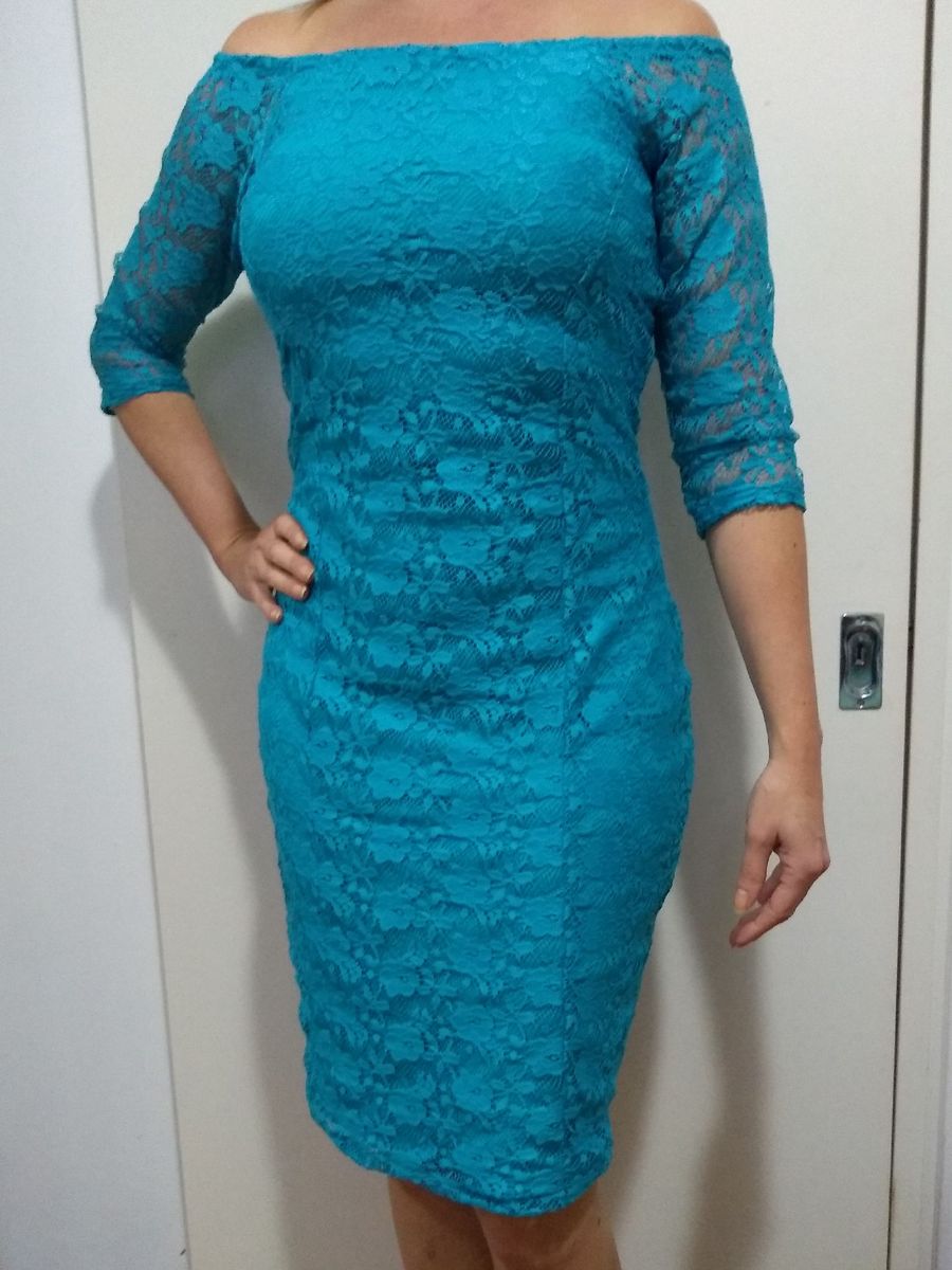 vestido longuete de renda