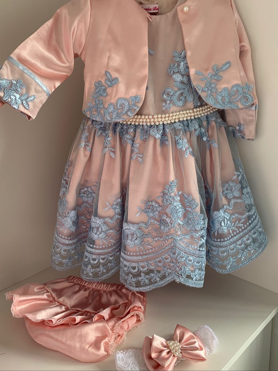 vestido de luxo 1 ano