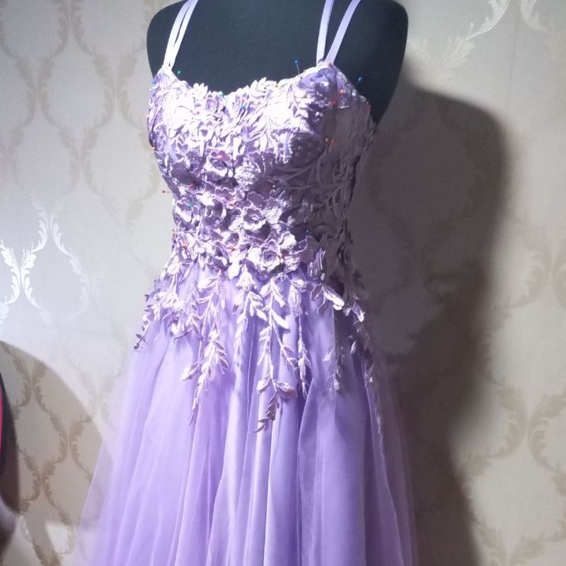 Vestido de debutante #Lilás com paetê + glitter e flores 3D