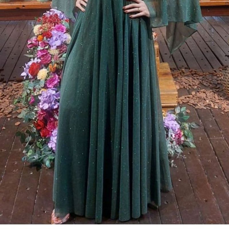 Vestido Madrinha Festa Casamento Verde Oliva Escuro Brilhante