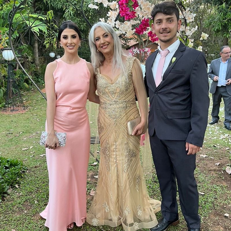 Vestido dourado para store mãe de noiva