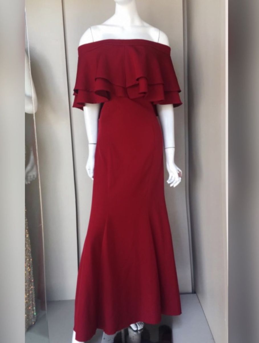 vestido ombro a ombro evase
