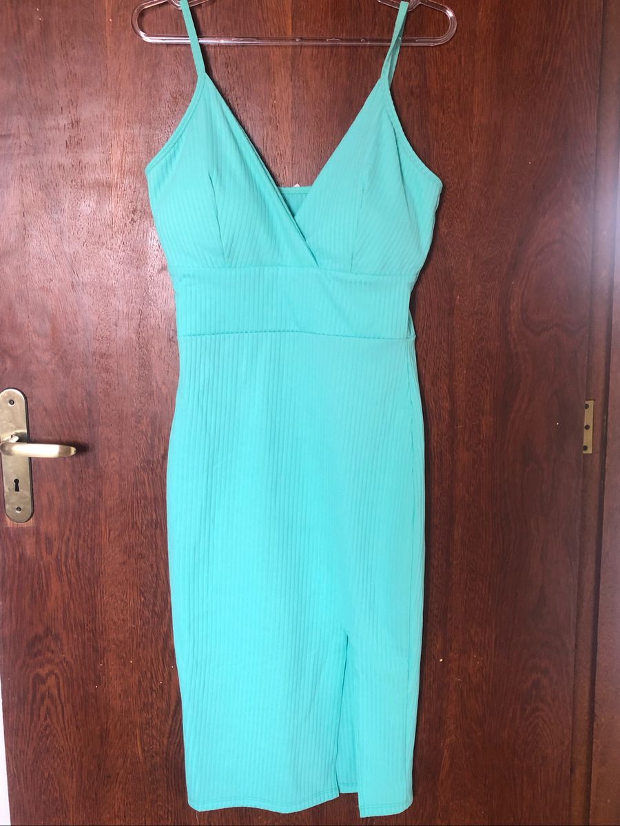 vestido midi azul turquesa