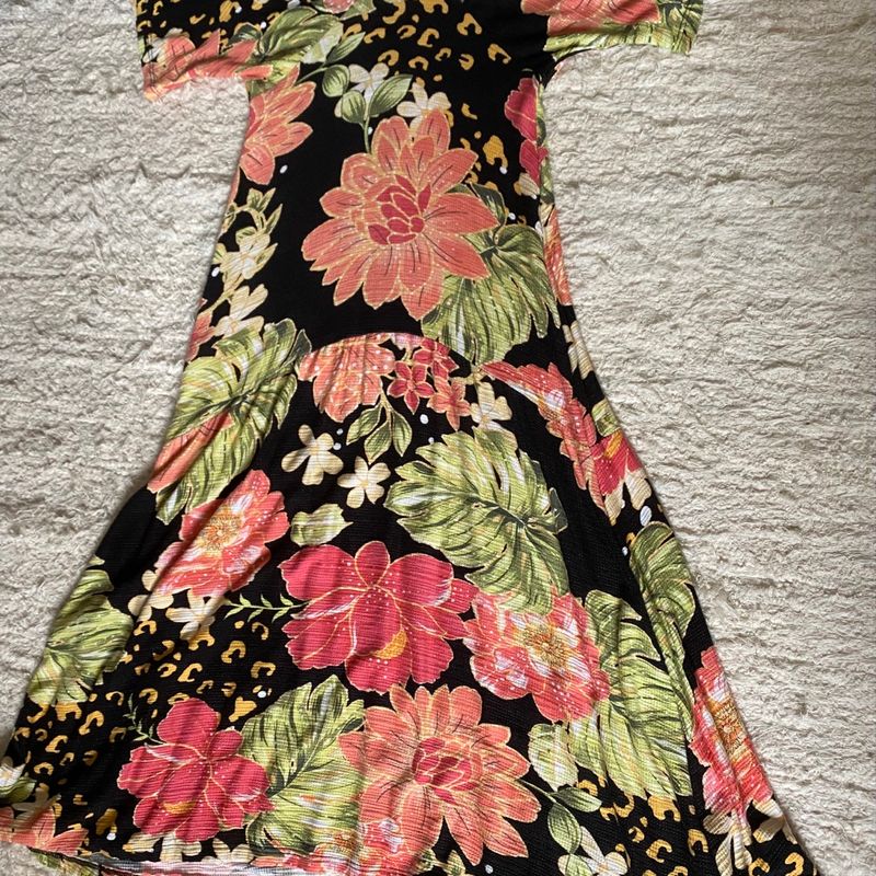 Vestido midi hot sale floral c&a