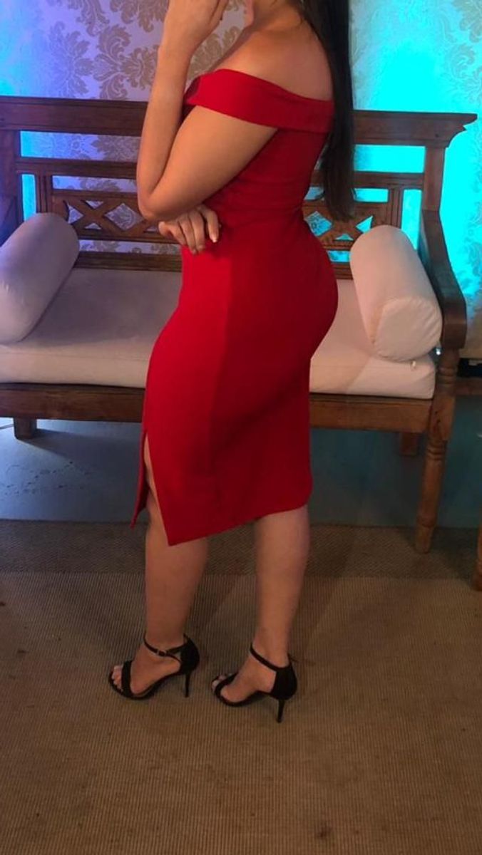vestido vermelho justo midi