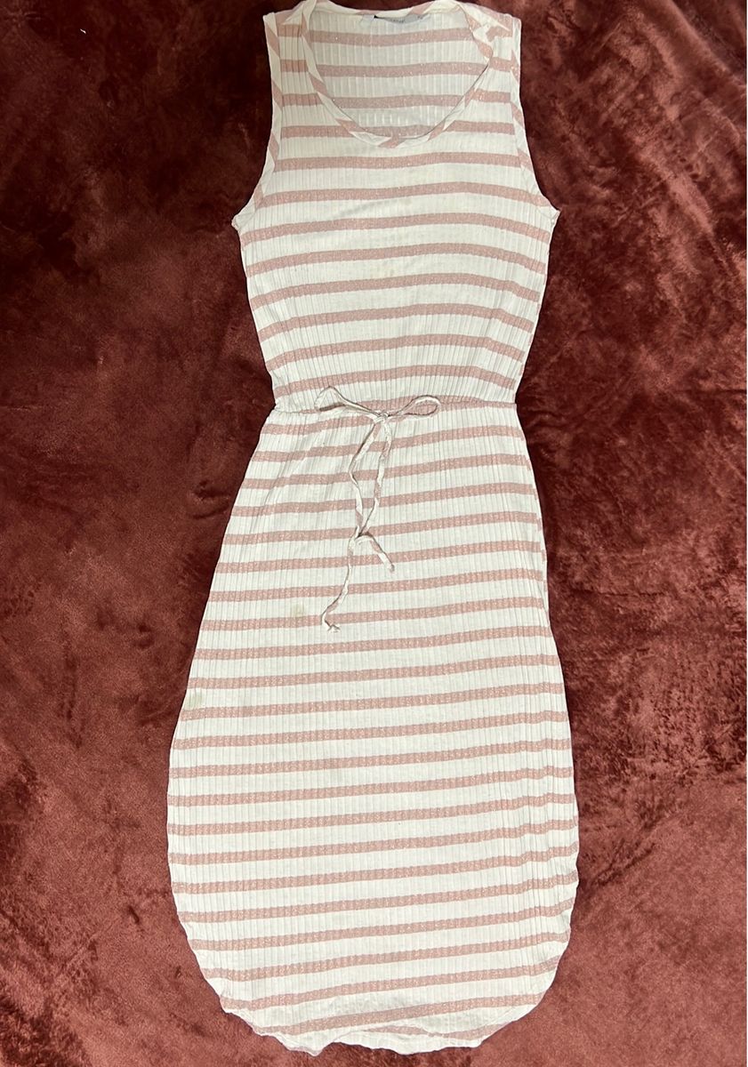 Vestido best sale listrado riachuelo