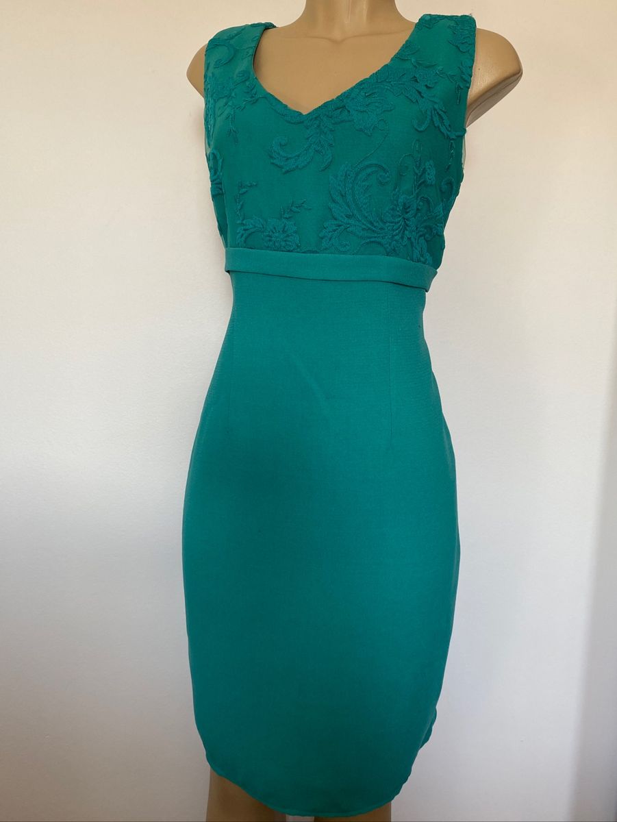 vestido midi verde bandeira