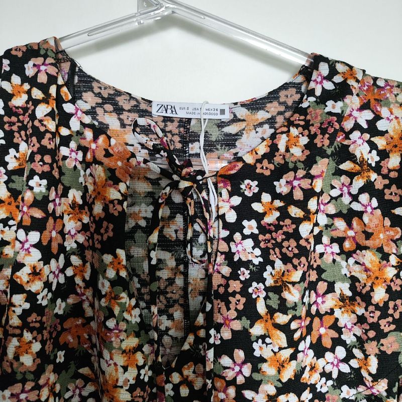 Vestido Midi Zara Estampado Floral com Manga Comprida