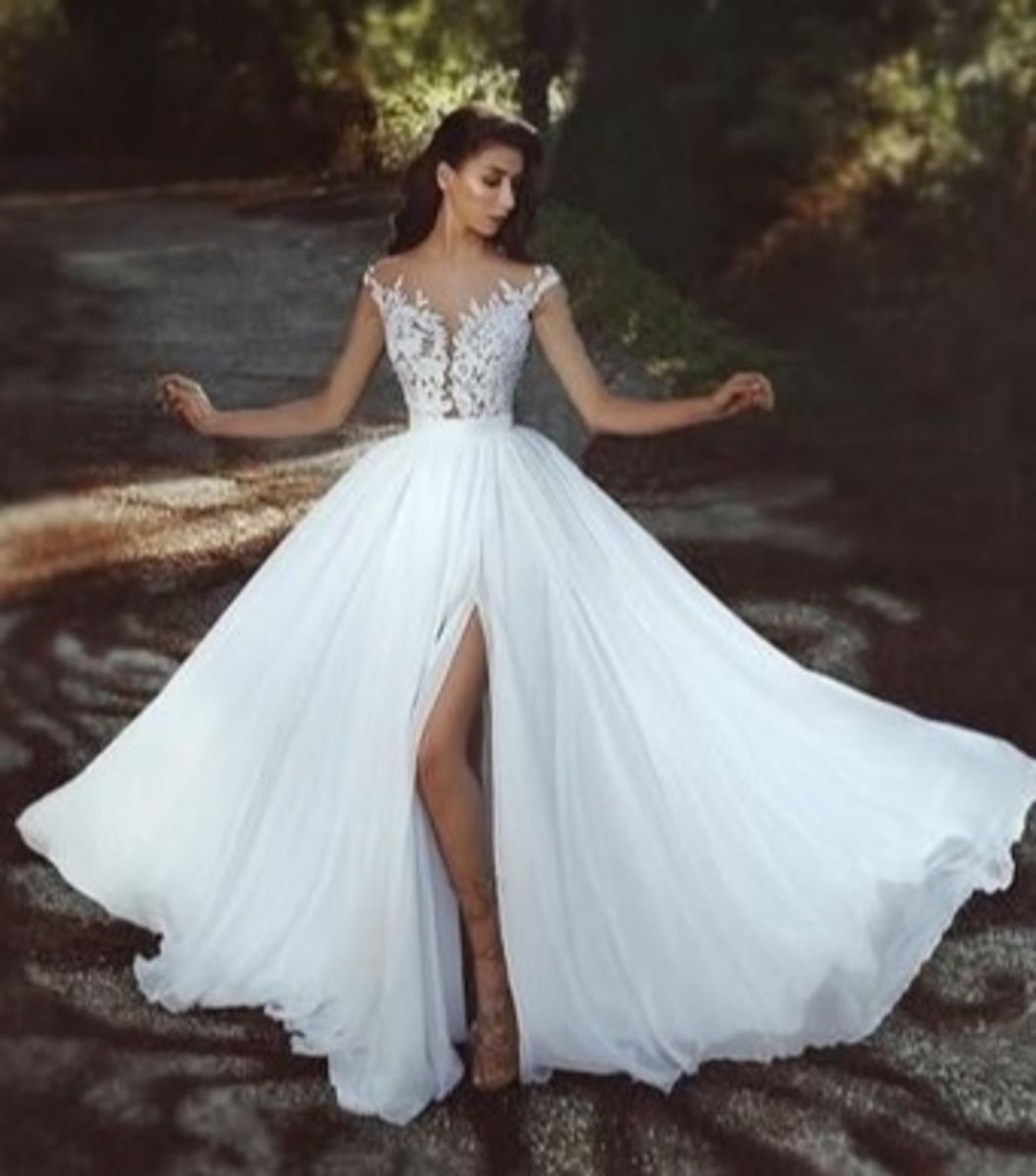 vestido de casamento no campo