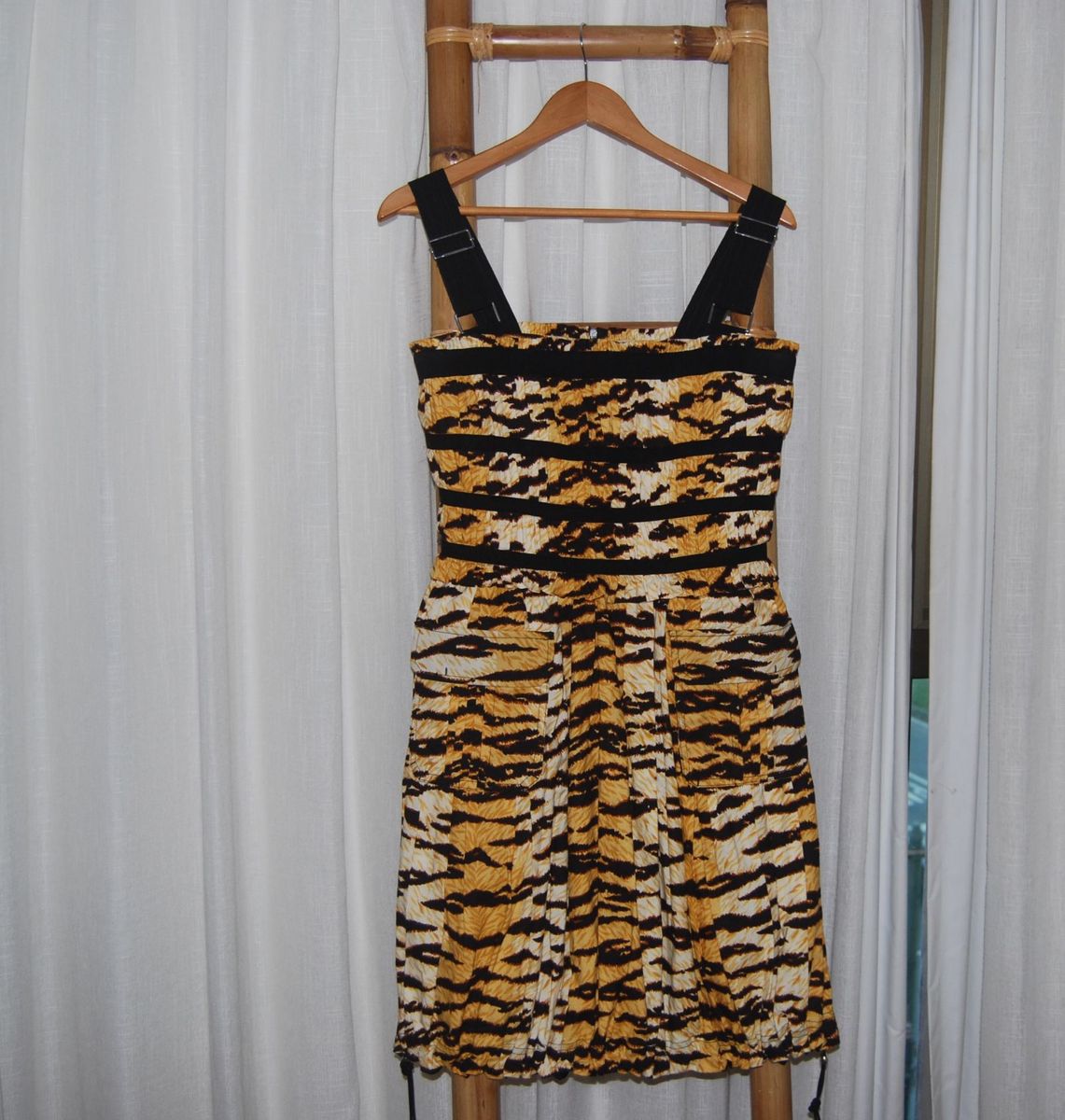 vestido onça dolce gabbana