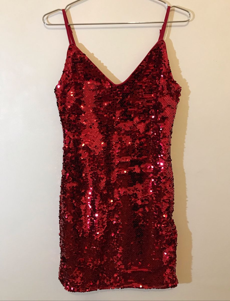 vestido vermelho de paete