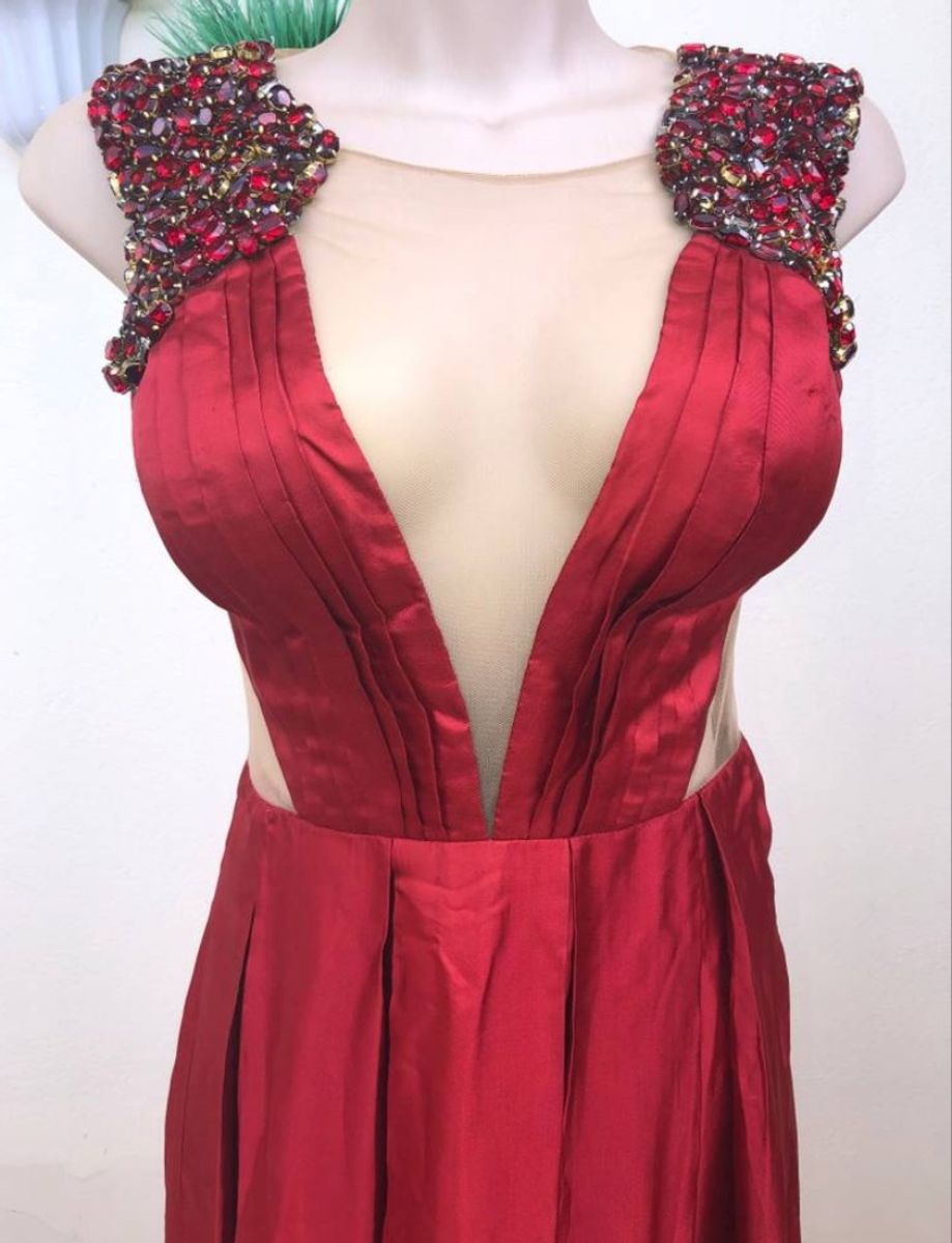 vestido de festa longo com decote