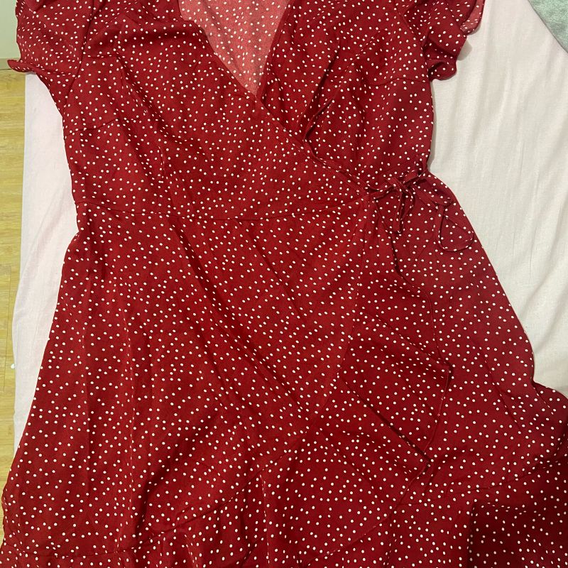 Vestido vermelho plus size SHEIN (última peça/sem reposição)