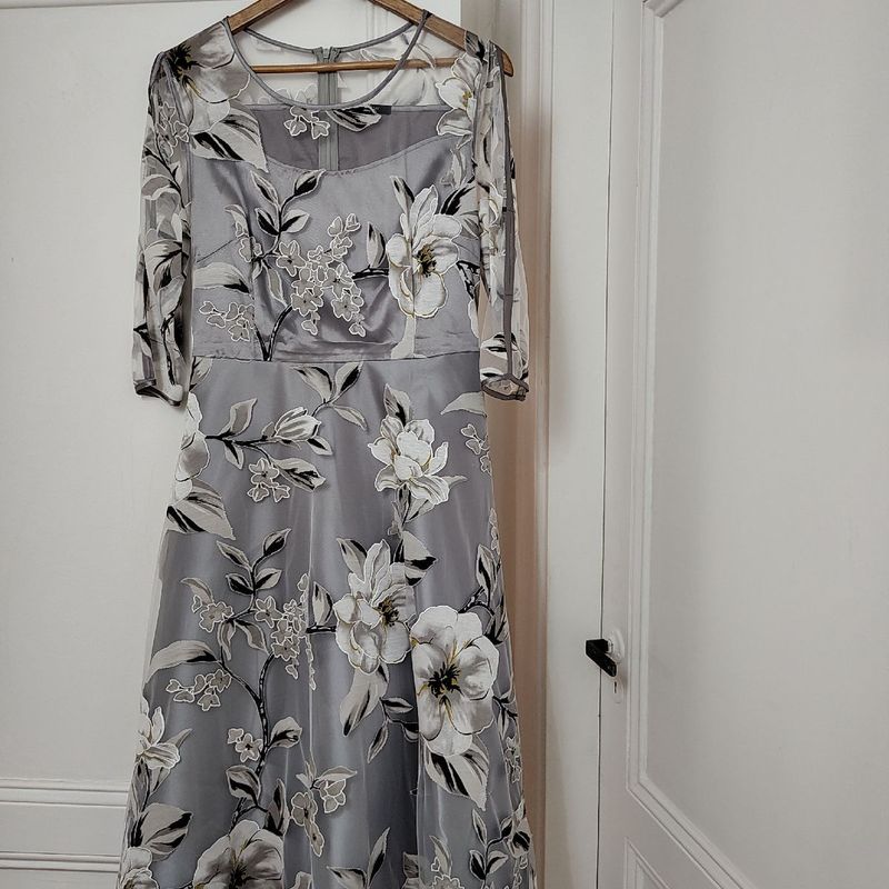 Vestido Prata Florido Curto Floryday Usado 110470943 enjoei