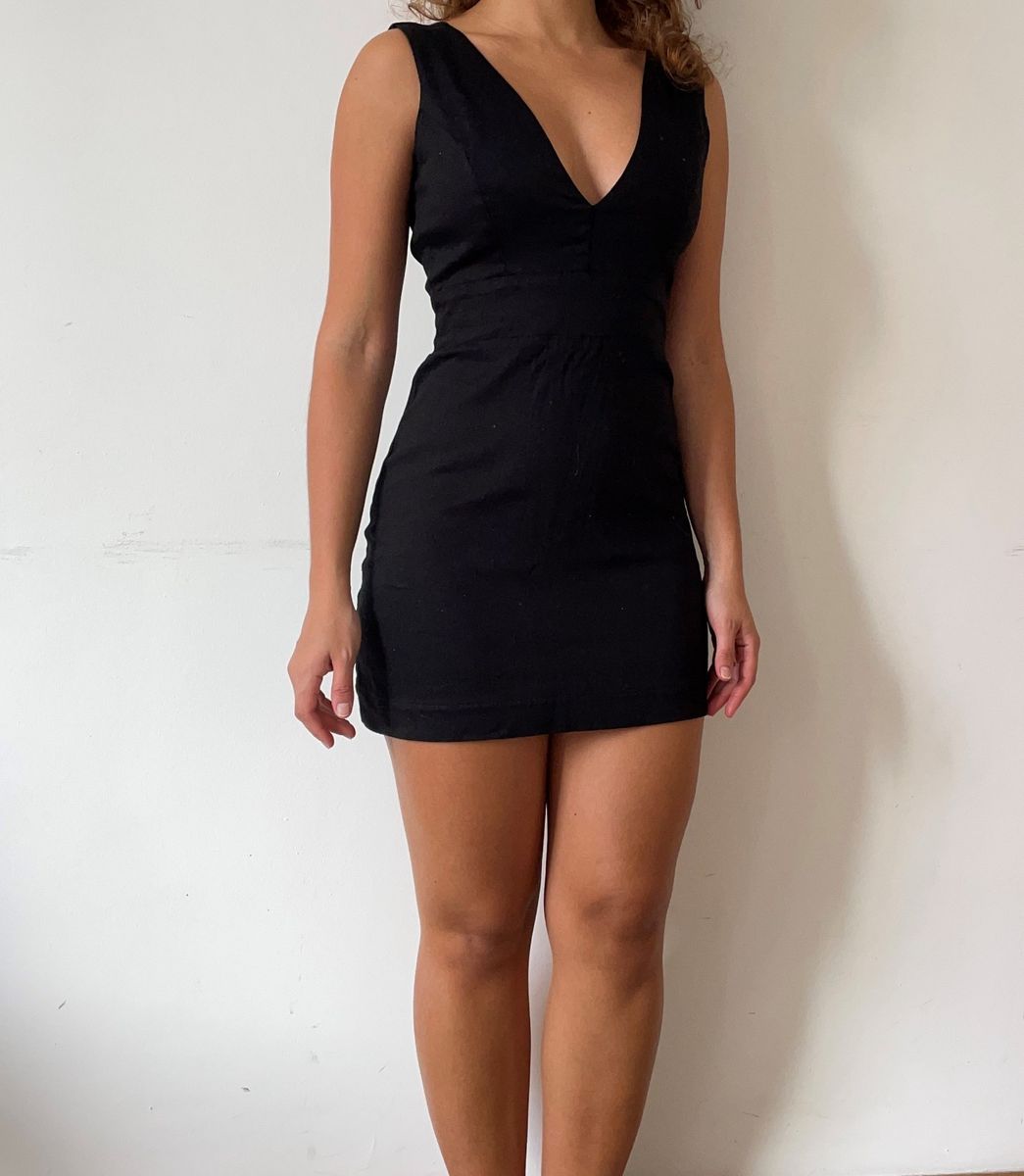 Vestido preto basico para hot sale festa