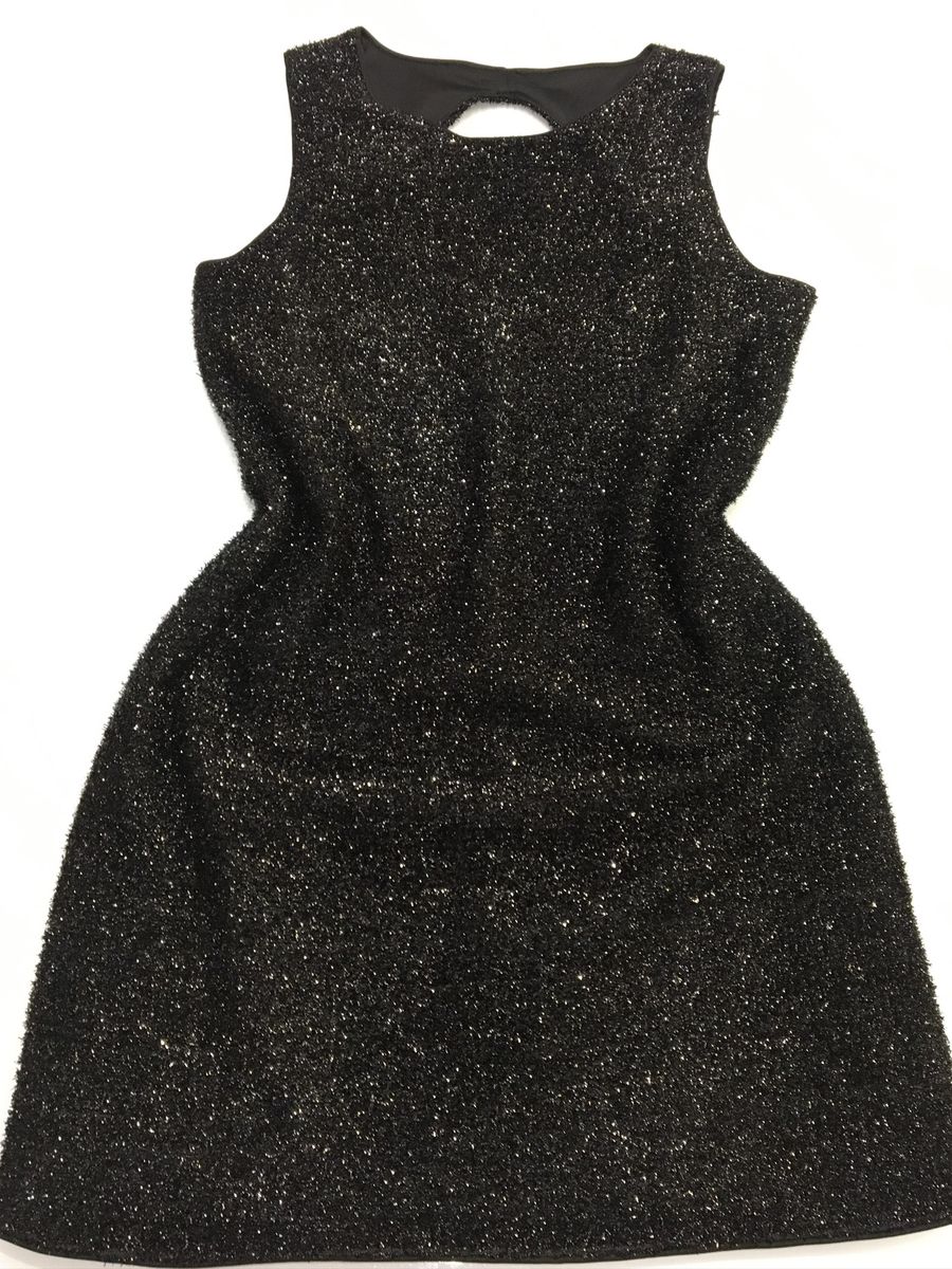 vestido preto brilhante