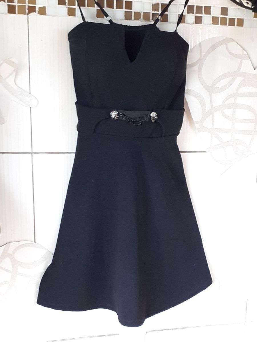 vestido preto esporte fino