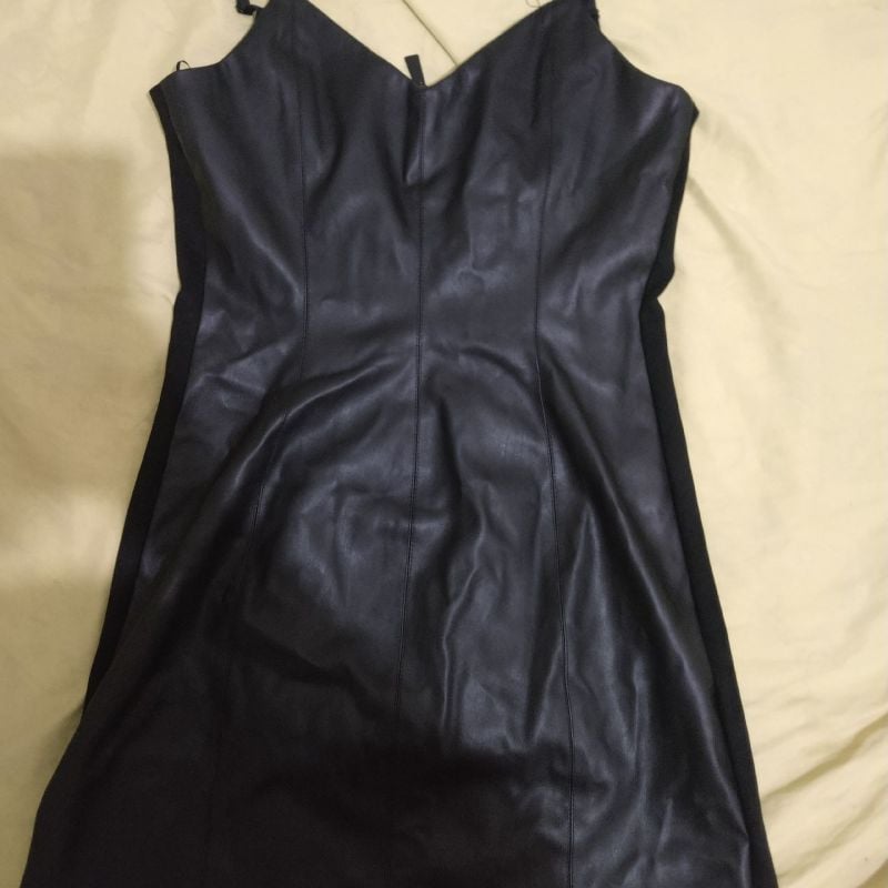 Vestido sales preto camurça