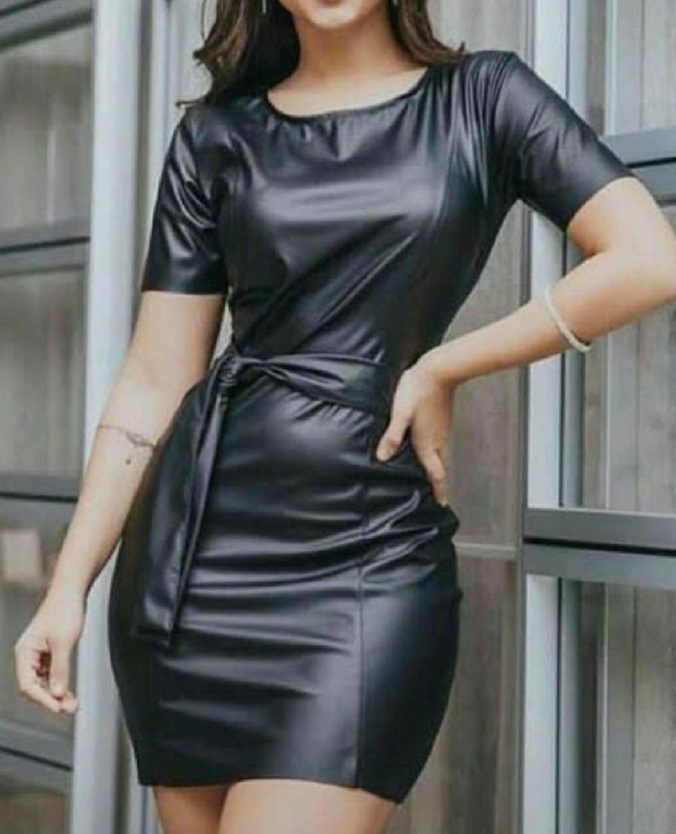 vestido couro fake preto