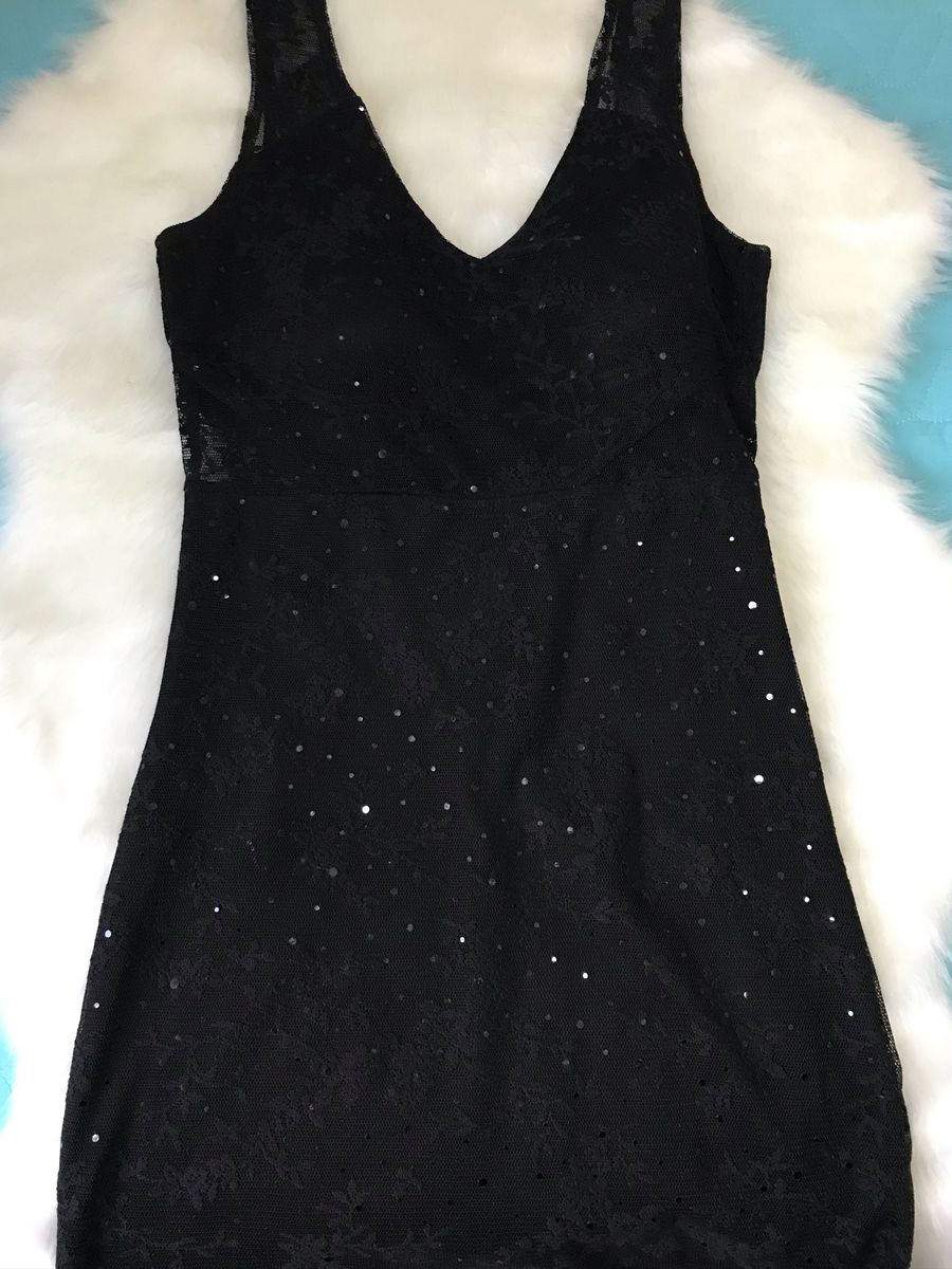 vestido paete preto renner