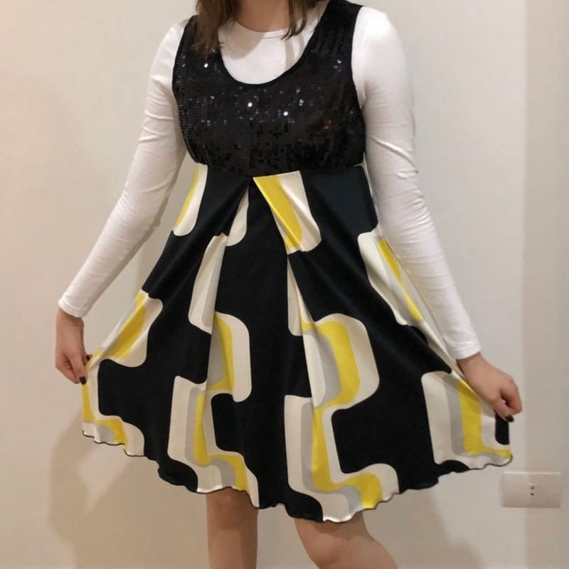 Vestido Preto e Amarelo Anos 70 Tamanho P Vestido Feminino