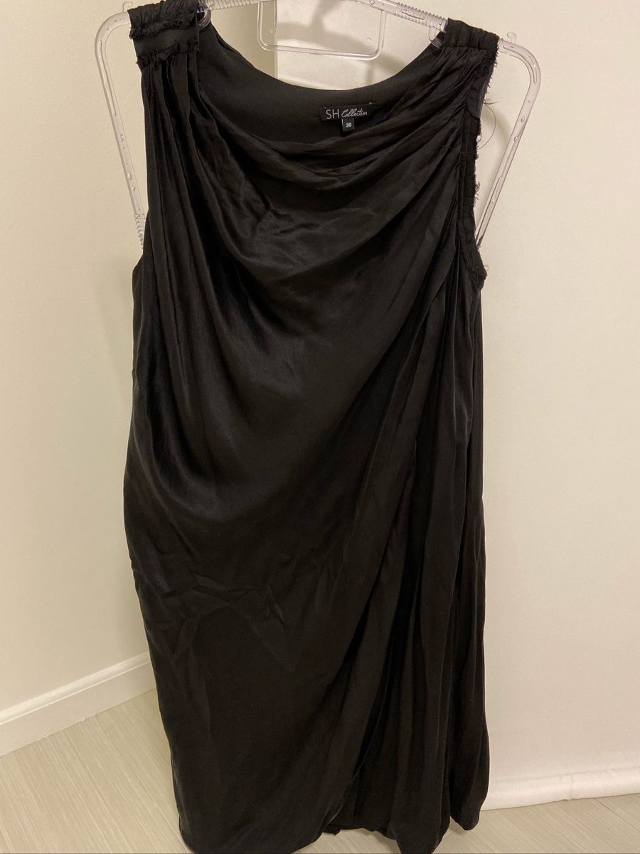 vestido preto shoulder