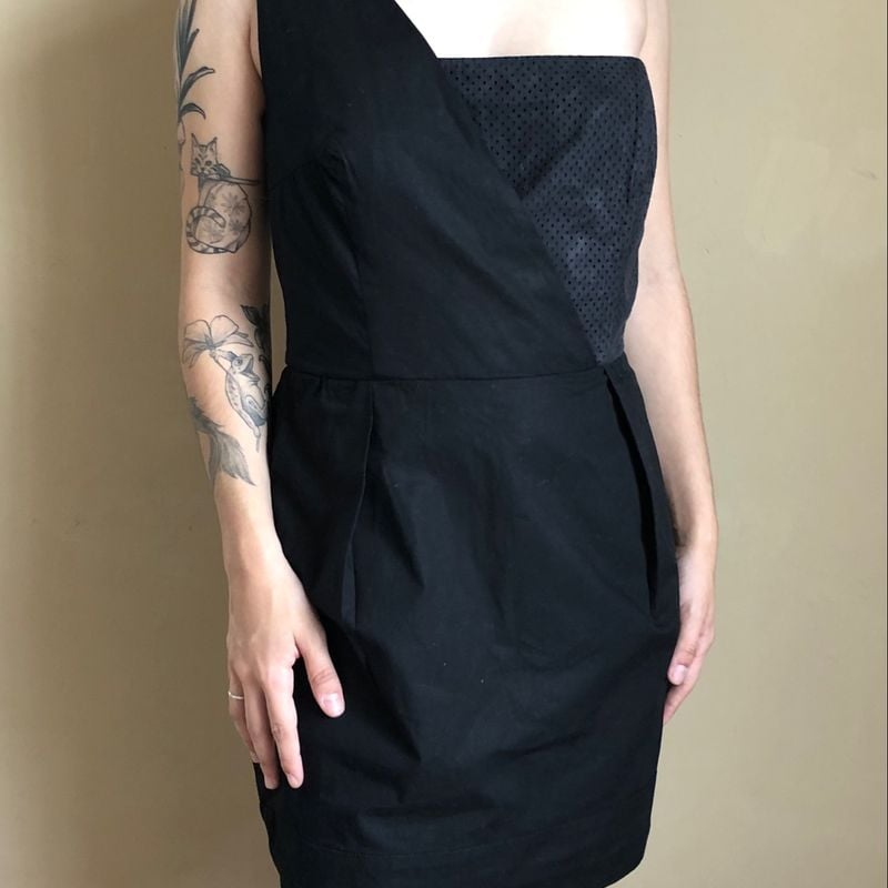 Vestido best sale preto ellus