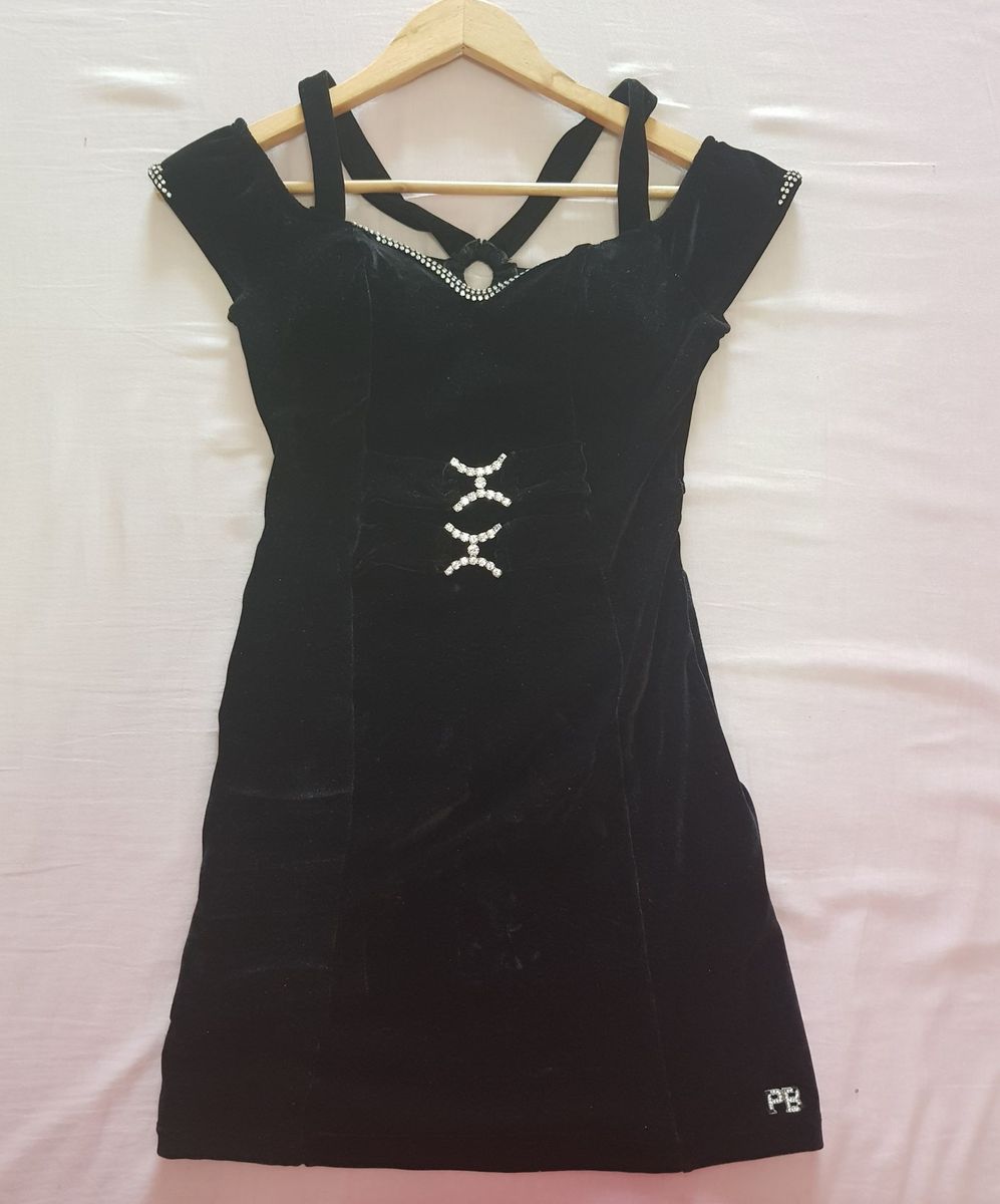 vestido pit bull preto