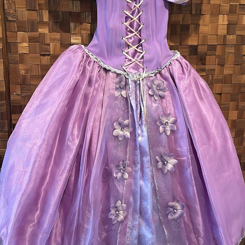 Eu quero vestido da hot sale rapunzel