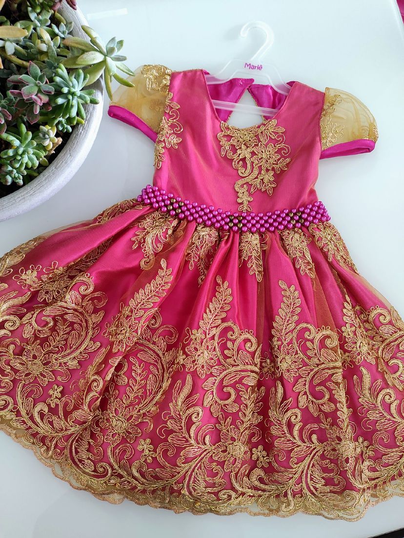 Vestido Realeza 1 2 Anos Infantil Rosa Pink com Dourado | Roupa Infantil  para Menina Marie Usado 73980920 | enjoei