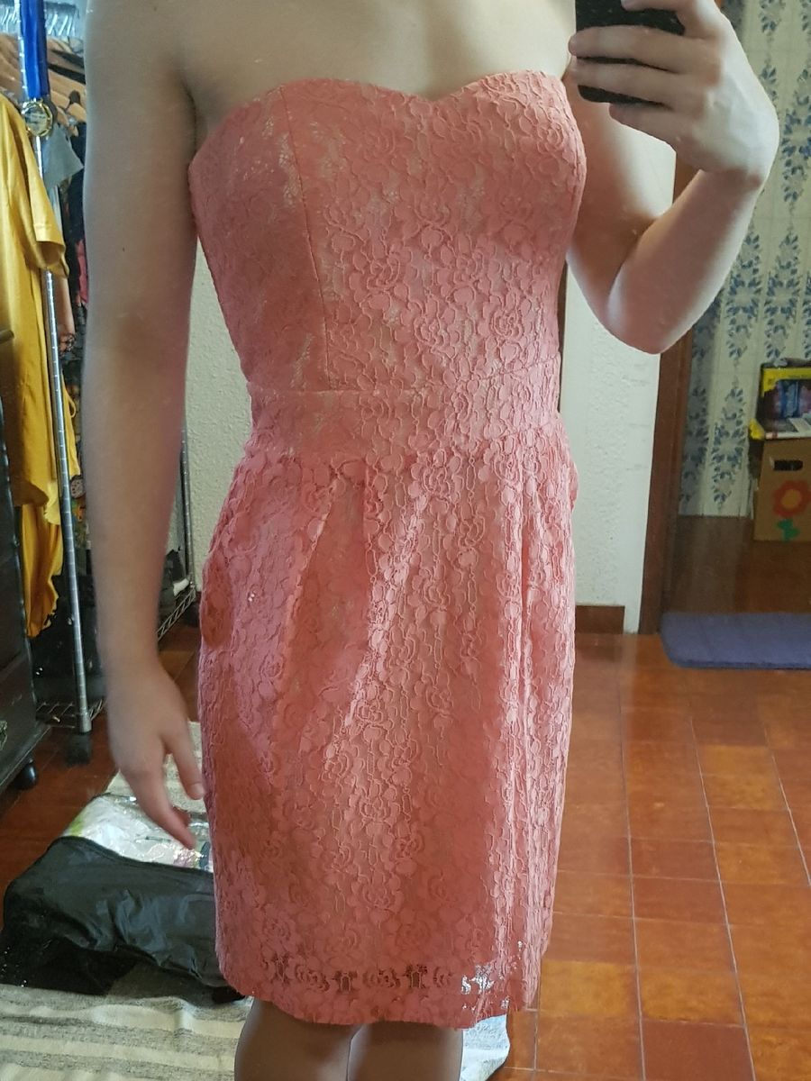 vestido renda salmão