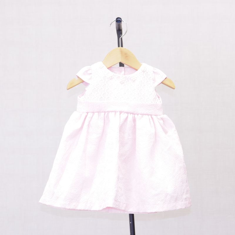 Pupila store roupa infantil