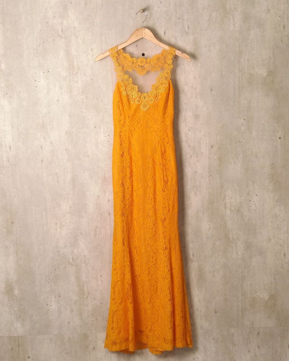 vestido mostarda festa