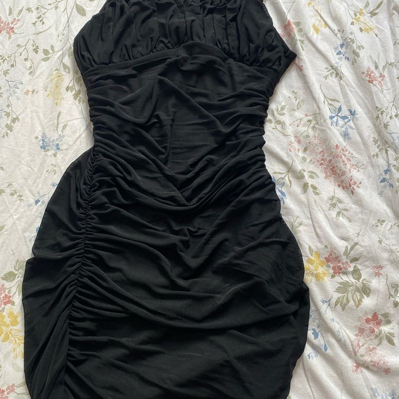 Vestido SHEIN feminino curto colado justo preto metálico (USADO 1 VEZ)
