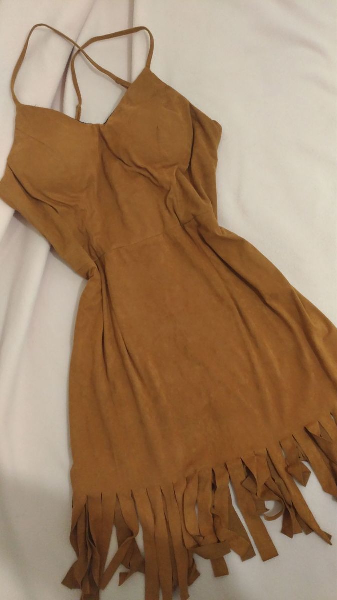 vestido suede com franja