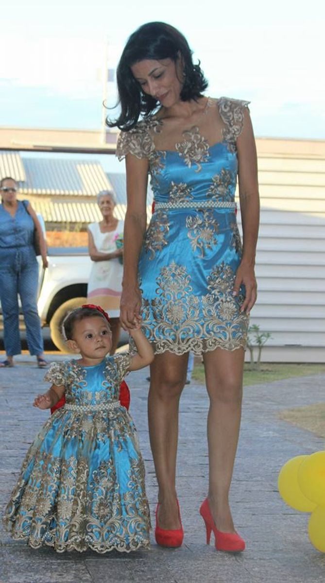 vestido da galinha pintadinha mae e filha