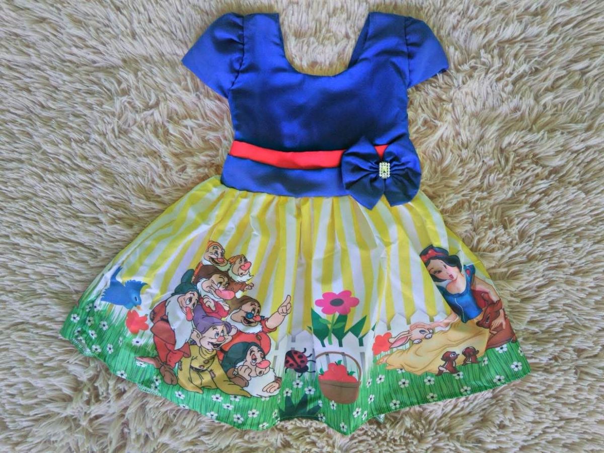 vestido tematico branca de neve